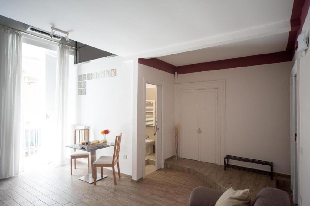 Home Salvator Rosa 78 Napoli Bagian luar foto